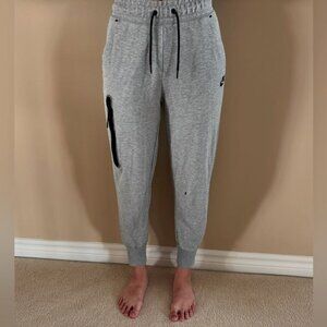 Nike Light Gray Sweatpants With Black Accents